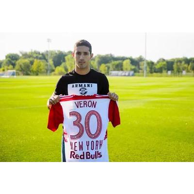 Verón fue presentado en los Red Bulls