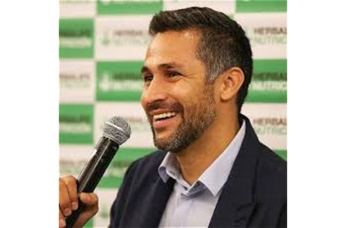 Ex jugadores saludaron al Campeón