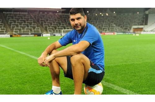 "A mi Pizzi también me mandó al banco"