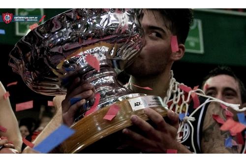 Aquí estan, estos son, los refuerzos del campeón.