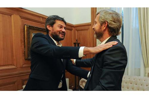 "Sería una falta de respeto hacia los que me votaron ser candidato ahora"