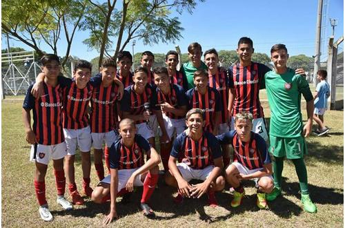 La novena le gan la final a Velez en Crdoba