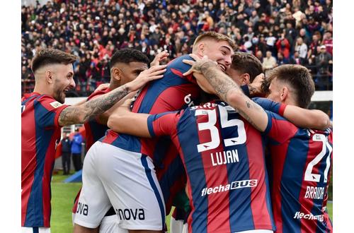 San Lorenzo fue al "Instituto" y aprobó