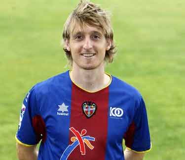 El español Gorka Larrea llega al Montreal. ¿Y Piatti?