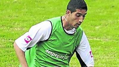 Verón: "Me gustaría más jugar de delantero"