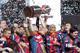 El eterno campeón cada seis años