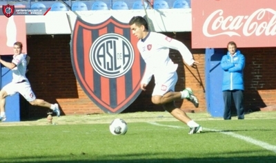San Lorenzo aplastó a Nacional de Montevideo