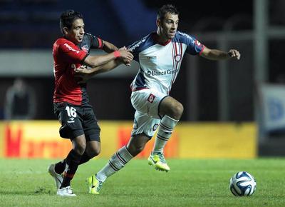 Quignón: "Voy a seguir en San Lorenzo para pelear por la titularidad"